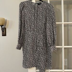 Black and White Baroque Lace Dress